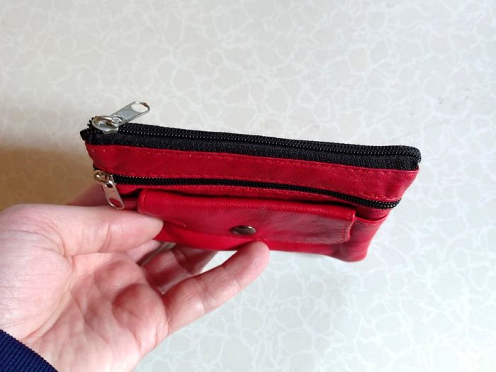 Small Red Purse (good Condition).