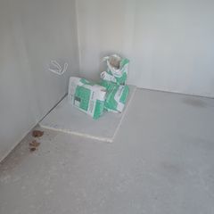 Plasterboard bonding