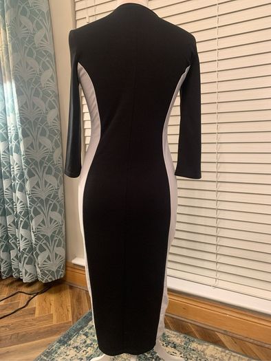 Zara black & white dress. Size M