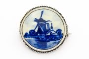 Vintage Delft 835 Silver &amp; Hand Painted Ceramic Brooch