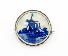 Vintage Delft 835 Silver & Hand Painted Ceramic Brooch