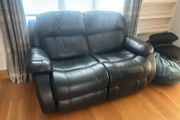 Black Leather 2 Seater Recliner Couch Very Good Condition