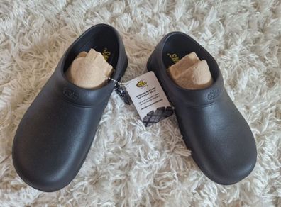 Safety Shoes for Crew Clogs