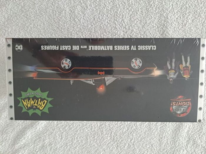 jada 1/18 batmobile light up