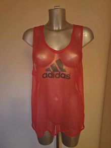 BNWT Adidas Training mesh top Vivid Berry Unisex size M Postage included