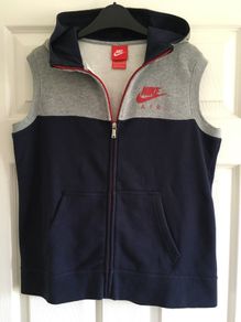 Nike sleeveless jacket