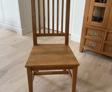 Dining Table and 6 Chairs