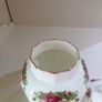 Big Lidded Tea Caddy / Storage Jar 21 cm Royal Albert Old Country Roses Image 4