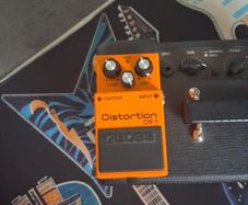Boss Distortion DS-1