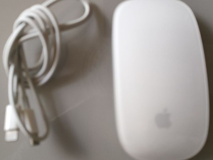 Apple iMac, Retina 4K, 21.5 inch, 2019