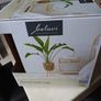 Planter With Legs..   B.N.W.T.  In The Original  Box. Image 3