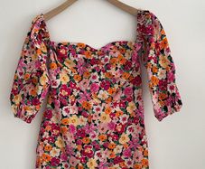 dress Bnwt Bershka 100% cotton floral dress size large off shoulder with sleeves