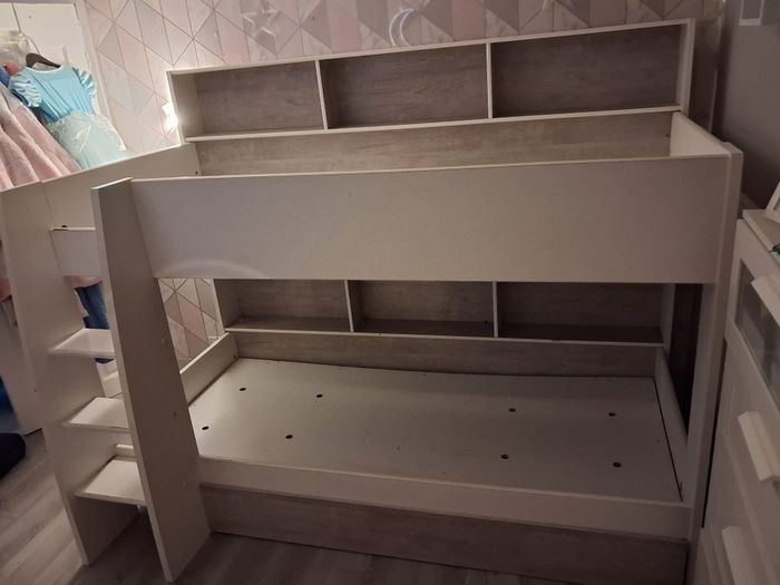 bunk bed