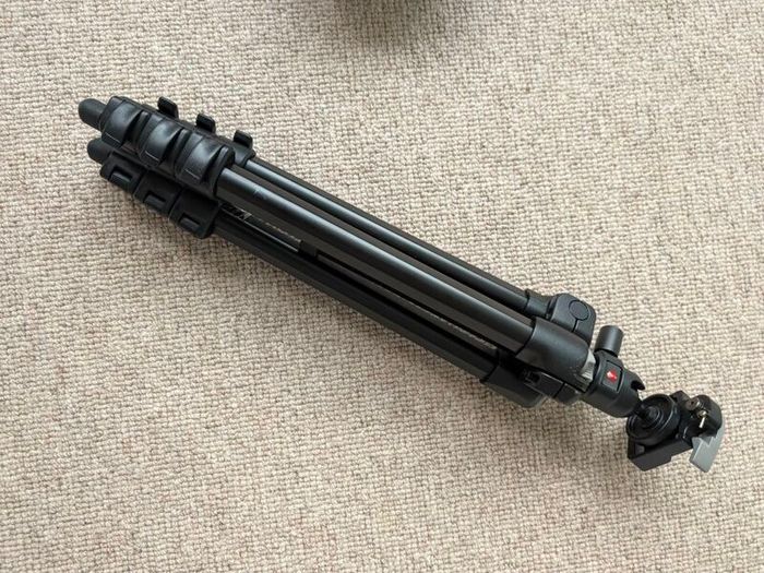 Manfrotto 7303YB Camera Tripod