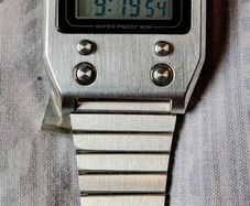 SKMEI A1100 style retro digital watch