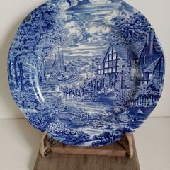 Wedgewood blue transferware plate, Dickens Coaching Days