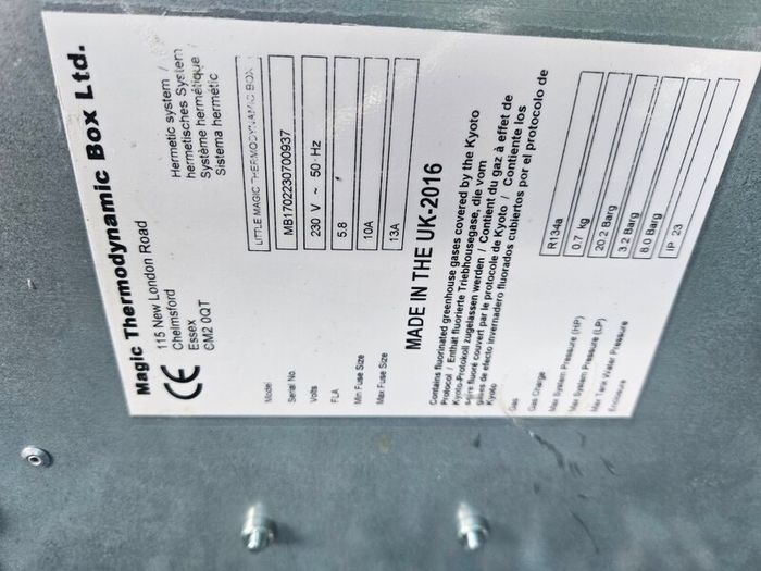 Thermodynamic Box hot water system