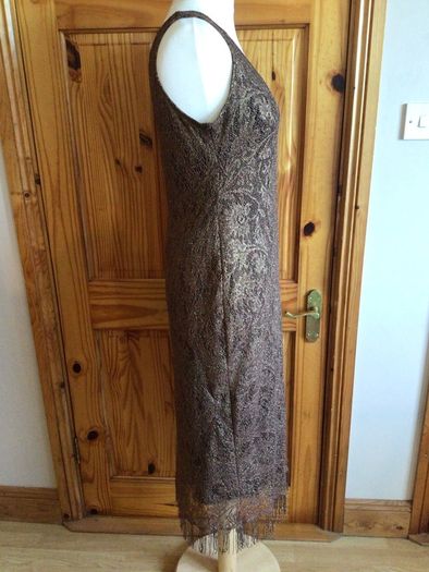 Vintage Dorothy Perkins long line Brown and Gold lacey Party dress Size 18 postage included