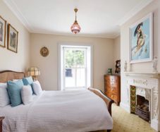 King Size Ratten Sleigh Bed