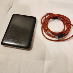 2 External hard disk drive 500 GB western digital