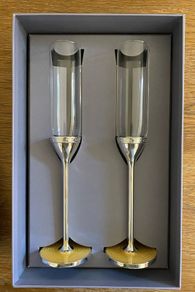 Vera Wang x Wedgewood champagne flutes