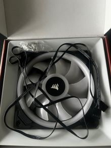 2x RGB Corsair Fans iCue