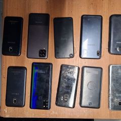 10 smart phones for parts or repair