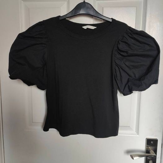 Puff-sleeved top  size S