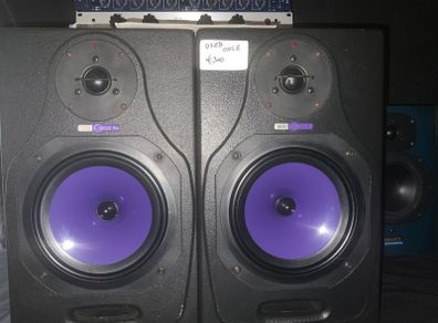 Speakers & amps