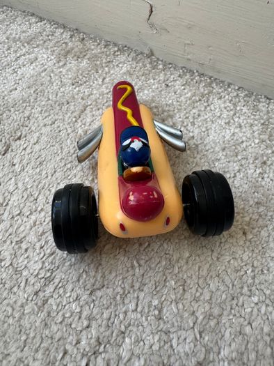 Disney Store Mickey Mouse Racers Disney The Roadster Racers Mickey's Hot Diggity Dogster Ricercar Racer Racing Hotdog approx. 11.5 cm length Used Please see photos