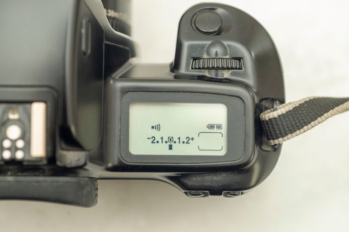 Canon EOS 1000n Film SRL camera
