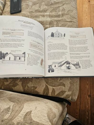 The Churche's Of Kildare And Leighlin 2000 A.d. Drawings And Research  By John Duffy. Edited By John Mcevoy. First Edition Large Volume Hardback In Good Condition.  See Photos For Same.