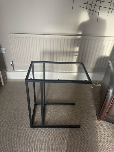 Laptop stand