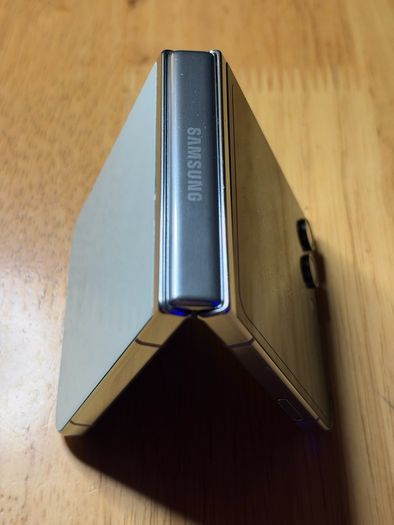 Samsung Galaxy Z Flip 5 (512gb)