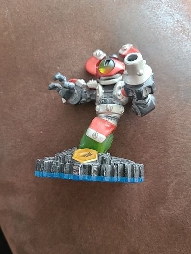 SKYLANDERS   Postage Available