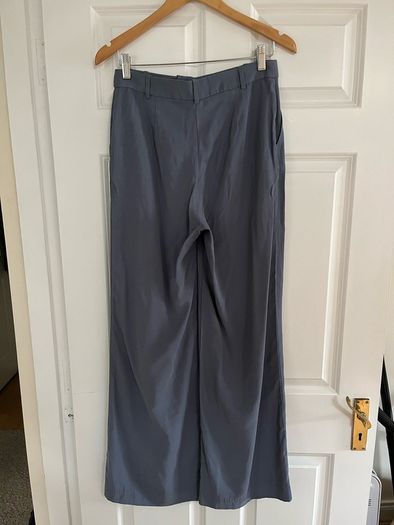H&M place blue trousers