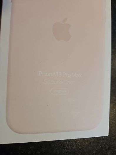Iphone 13 pro max cover