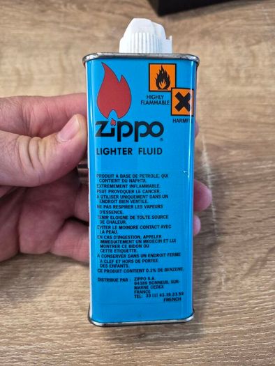 zippo lighter gift set from 1994 - like new