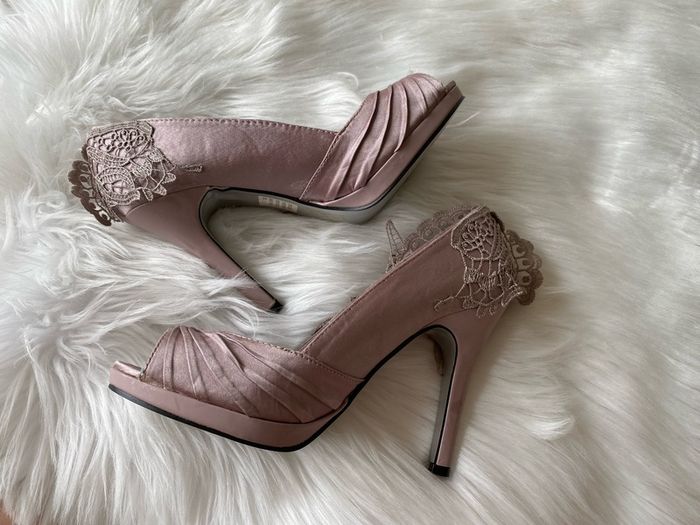 Brand New Lace Detail Lilac Peeptoe Heels
