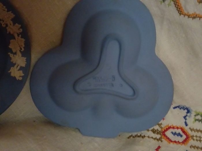 Wedgwood Blue Jasperware Trinket dish