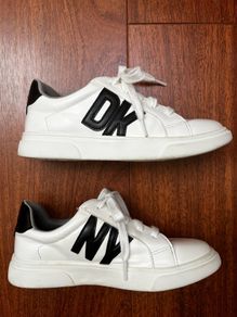 DKNY Trainers girl Size 2.5