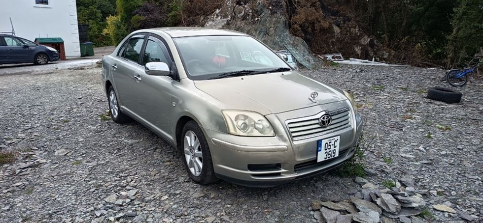 2005 Toyota Avensis