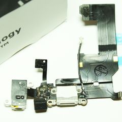 ORIGINAL Apple iPhone 5 Replacement charger port + headphone jack + microphone assembly - (White)