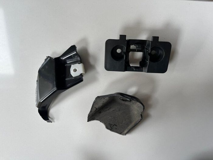 2024 Land Rover Discovery headlight