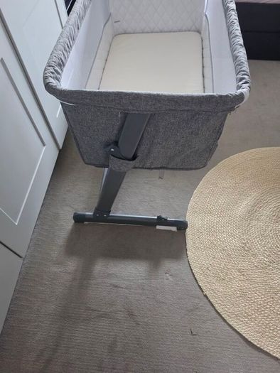 Next to me cot
