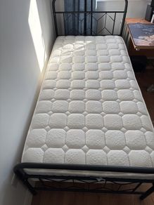 Single Bed and Matress