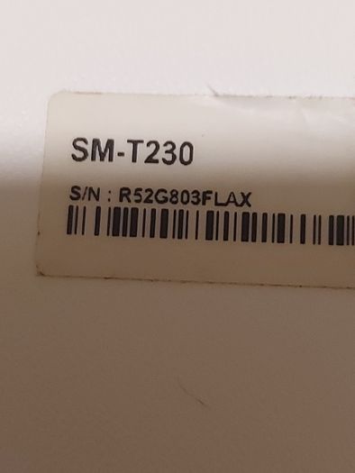 Samsung Galaxy Tab 4, White, 7 inch, 8GB, in excellent condition