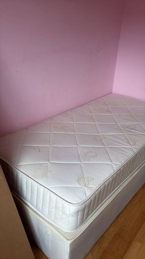 Single bed