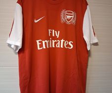 Arsenal Jersey. Official Arsenal Home Jersey From 2011. Authentic Original From The Time. Not A Modern Day Remake.