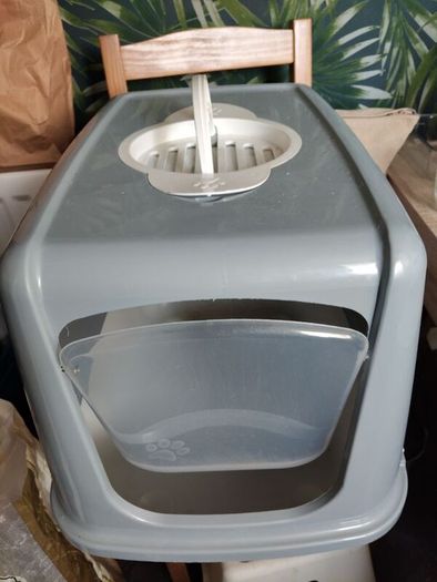 Litter tray
